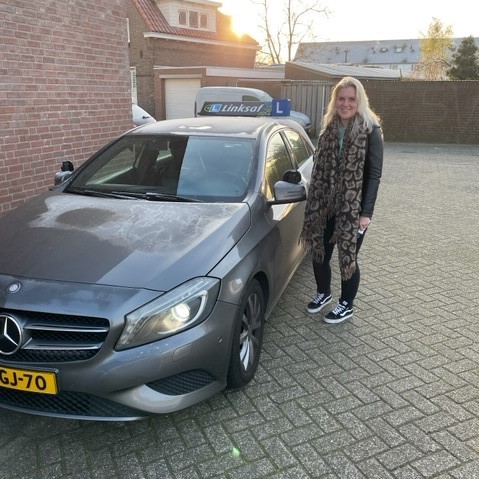 Eline van Houts geslaagd