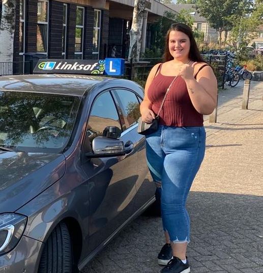 Esmée van Seggelen geslaagd