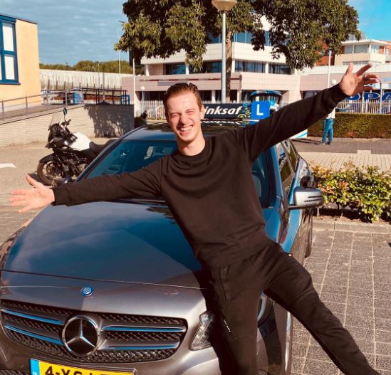 Max Bakers geslaagd